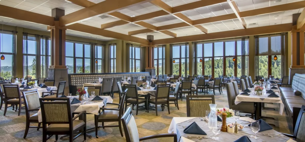 Timber Ridge dining area